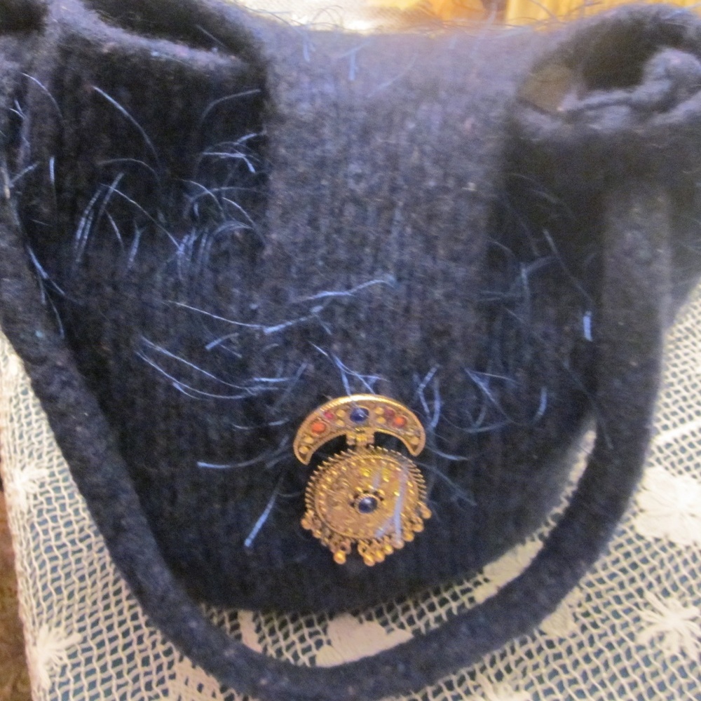 Handcrafted *LG FELT BAG* ROYAL BLUE~Vintage PIN